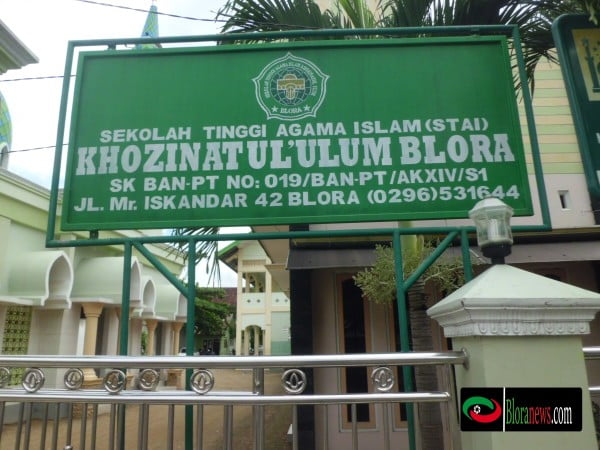 STAI KHOZINATUL ULUM BLORA JATENG