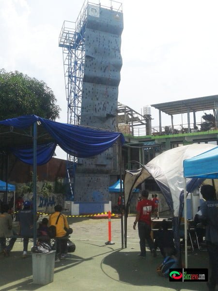dinus fest merupakan kegiatan tahunan universitas dian nuswantoro semarang