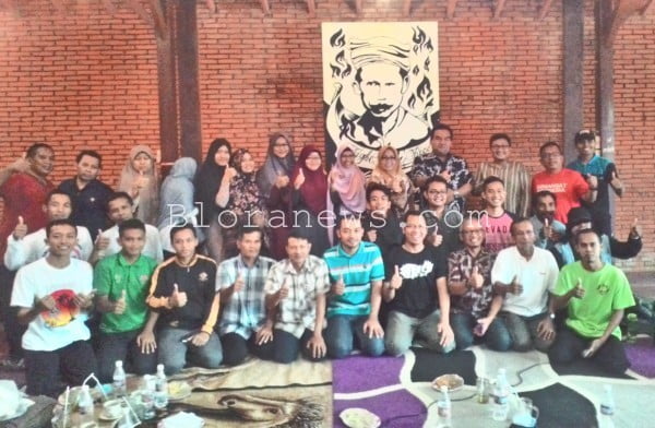 komunitas relawan sosial