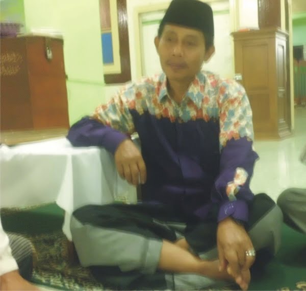 Drs. MAHFUDH ALI SYU’UDI : PENGAMPU PENGAJIAN BULUGHUL MARRAM BAITUNNUR