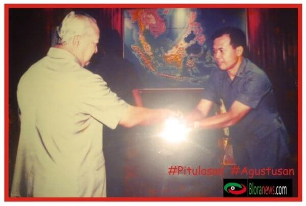 H. Karsidin bersama dengan Presiden Republik Indonesia