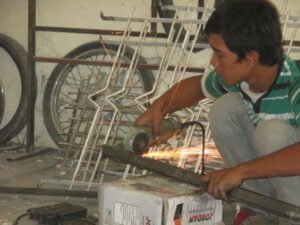 SANGGAR KEGIATAN BELAJAR BLORA : KETRAMPILAN UNTUK SEMUA