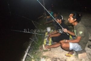 MANCING DAN NGOPI DI EMBUNG KARANGJATI
