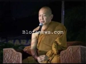 LEBIH DEKAT DENGAN SRI PANNAVARO : SESEPUH UMAT BUDDHA DARI BLORA