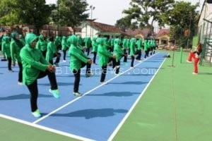 IBU-IBU PERSIT GELAR SENAM AEROBIC HINGGA PELATIHAN KETRAMPILAN