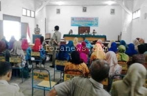 TOKOH AGAMA DAN TOKOH MASYARAKAT JIKEN IKUTI ORIENTASI KB