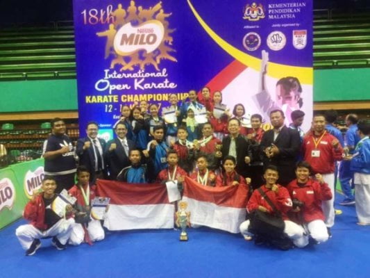 ATLET KARATE CEPU BERHASIL RAIH MEDALI EMAS DI KEJUARAAN  INTERNASIONAL