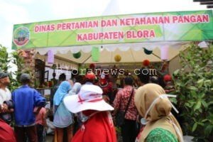 SOROPADAN AGRO EXPO 2017, STAND KABUPATEN BLORA DI PENUHI PENGUNJUNG