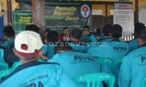 PEMUDA DESA SEMPU KUNDURAN DILATIH BUDAYA JAMUR MERANG