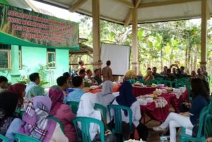 BABINSA DAN PPL DIMINTA DAMPINGI PETANI DALAM PENGGUNAAN KARTU TANI