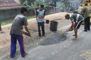 RUAS JALAN PROVINSI CEPU – DOPLANG AKAN DIPERBAIKI