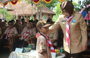 BUNDA UMI : PRAMUKA SIAGA YANG PALING GIAT AKAN DIAJAK KE PATI