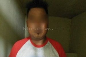 DIDUGA GELAPKAN MOBIL, WARGA TEGALGUNUNG BLORA KOTA DIRINGKUS APARAT