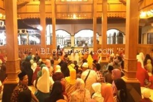 BERKAH LAHIR BATIN DI HAUL SUNAN POJOK