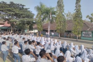 MESKI LIBUR, SMK MUHAMMADIYAH TETAP GELAR UPACARA SUMPAH PEMUDA