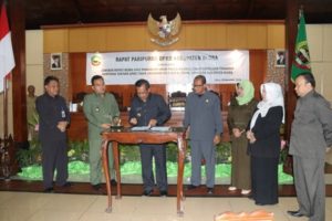 7 RANPERDA DISETUJUI, TERMASUK RANPERDA PERANGKAT DESA “SERI 2” DAN APBD 2019