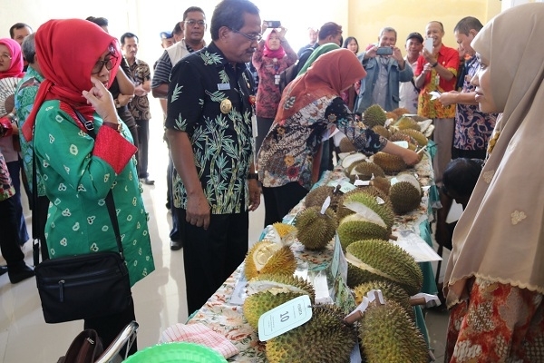 Festival Buah Lokal 2019 di Pasar Rakyat Sido Makmur Blora