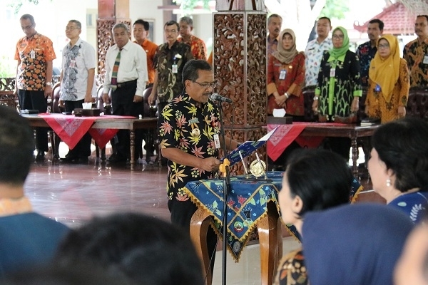 Bupati Blora melantik 83 pejabat dan dua staf khusus