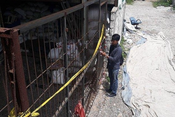 Pabrik penggilingan plastik PD Laju Mandiri disegel polisi (foto: Tribun)