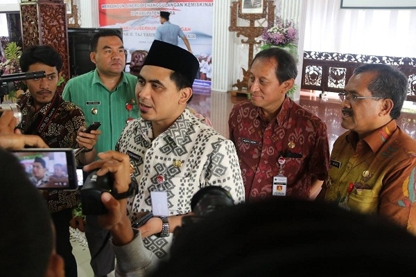 UPDATE DATA KEMISKINAN, GUS YASIN: JIKA PERLU, RUMAH KELUARGA MISKIN DIBERI STIKER