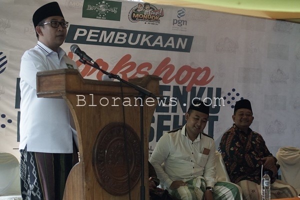 JELANG PEMILU, KETUA RMI: POLITIK MEMANAS, PESANTREN HARUS TETAP ADEM!