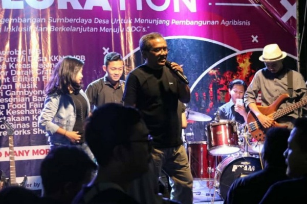 Bupati Djoko Nugroho dalam Exbloration malam penutupan KKN ITB di Blora