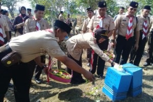 KWARRAN JEPON ZIARAHI MAKAM TOKOH PRAMUKA