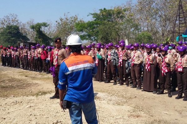 Kunjungan peserta Jambore Daerah (Jamda) XV Jateng di sumur minyak Ledok, Desa Ledok Kecamatan Sambong Kabupaten Blora