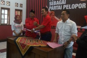 ASISTEN STAF KHUSUS PRESIDEN NYABUP, RIZA: TEMAN-TEMAN DI KANTOR MENDUKUNG