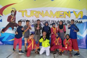 PASANG PESILAT BELIA, TAPAK SUCI MUDA PUAS DENGAN MEDALI PERAK DAN PERUNGGU
