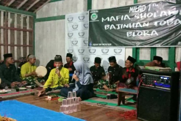 MAFIA SHOLAWAT BAJINGAN TOBAT BLORA GELAR MILAD PERDANA