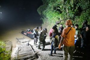 TIM SAR GABUNGAN TEMUKAN KORBAN HANYUT DI SUNGAI WULUNG