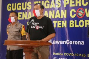 WAHYU JADMIKO : PAKAI MASKER JIKA TERPAKSA KELUAR RUMAH