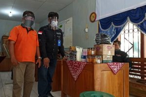 JELANG PENGAWASAN TAHAPAN COKLIT, BAWASLU BEKALI PANWASCAM DAN PKD ALAT PELINDUNG DIRI