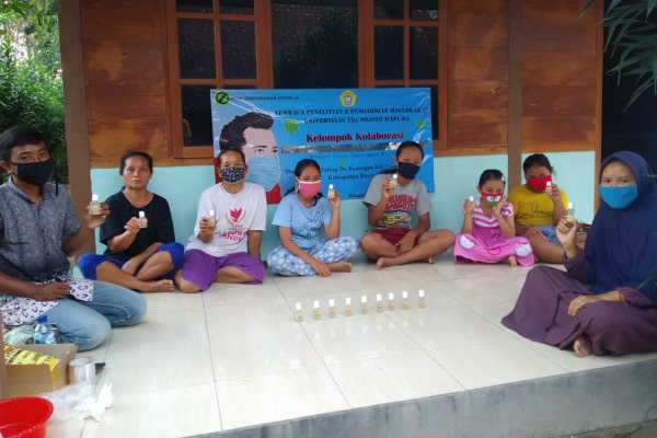 LPPM UNIVERSITAS TRUNOJOYO MADURA LAKUKAN PENGABDIAN MASYARAKAT DI KADENGAN