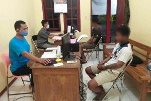 DUA ALUMNI GASAK BARANG ELEKTRONIK SDN 5 MENDENREJO