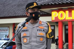 KAPOLRES BLORA PIMPIN APEL OPERASI MANTAP PRAJA CANDI PAM TPS PEMILUKADA