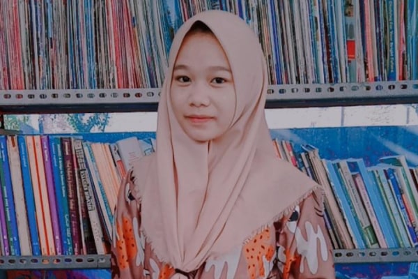 SEMANTIK KATA “BENGEK” DAN “BOBROK” DI ERA KEKINIAN