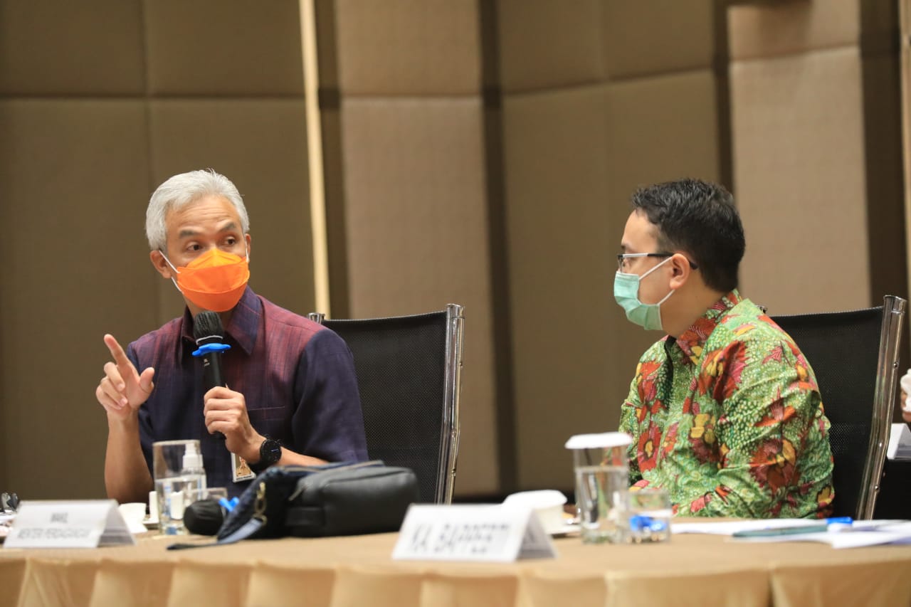 Ganjar Pranowo bersama Wakil Menteri Perdagangan