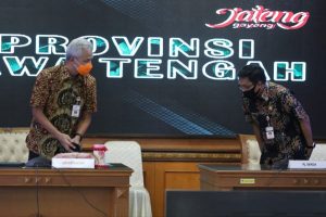 IDENTIFIKASI DAN PENATAAN KELEMBAGAAN UNTUK WUJUDKAN PENYEDERHANAAN BIROKRASI DI JATENG