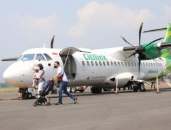 TUNGGU KESIAPAN CITILINK, PENERBANGAN PERDANA BANDARA NGLORAM DITUNDA