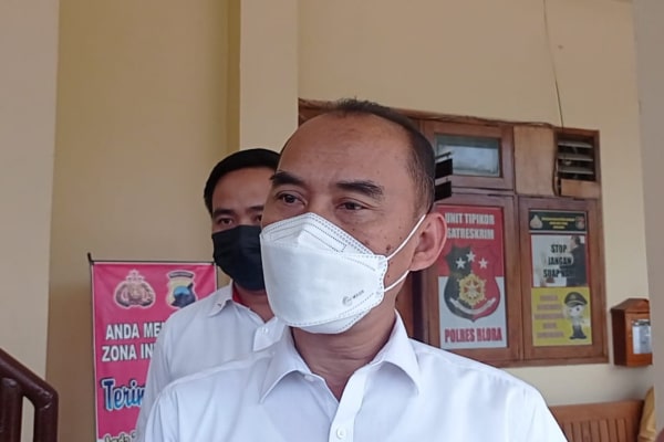 DATANGI LOKASI PEMERIKASAAN, PIMPINAN BANK JATENG : HANYA KONFIRMASI DATA