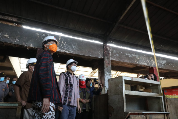 PEMPROV JATENG AKAN BANTU RENOVASI PASAR WAGE PURWOKERTO