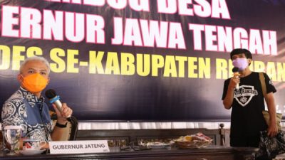 GANJAR APRESIASI RELAWAN COVID RANGERS REMBANG