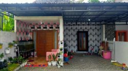 RUMAH TERDUGA PELAKU ARISAN ONLINE KOSONG ISI DIJARAH