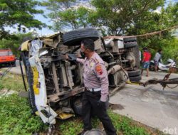 SATU KELUARGA ASAL BLORA TEWAS DALAM KECELAKAAN MAUT DI SEMARANG