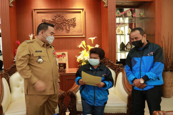 HARAPKAN RAIH EMAS, FAUZIAH SATU-SATUNYA DIFABEL WAKIL BLORA DI PEPARNAS XVI PAPUA