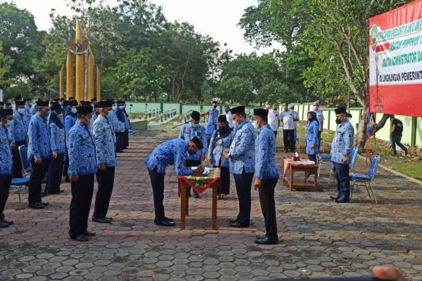 BUPATI KEMBALI LANTIK 305 PEJABAT DI TMP BLORA