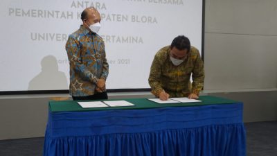 LAGI, BUPATI TEKEN MOU DENGAN UNIVERSITAS PERTAMINA INGIN 1 DESA 2 SARJANA