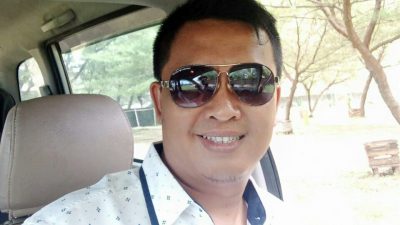 Menteri Koordinator Bidang Pembangunan Manusia dan Kebudayaan (Menko PMK) Muhadjir Effendy mengatakan PPKM level 3 akan diterapkan untuk seluruh wilayah Indonesia selama Natal dan Tahun Baru (Nataru), baik daerah dengan level 1 atau 2.